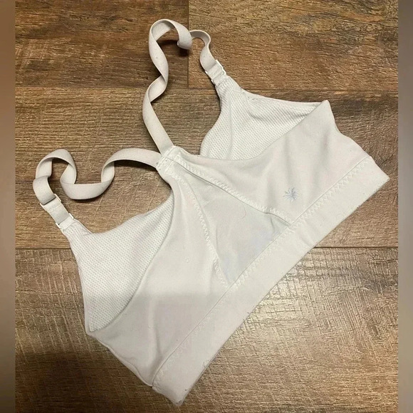 Athleta Sports Bra Size XS - Picture 2 of 4